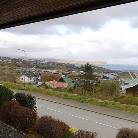 Large Apartment With Fabulous View Of Torshavn Luaran gambar