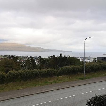 Large Apartment With Fabulous View Of Torshavn Luaran gambar