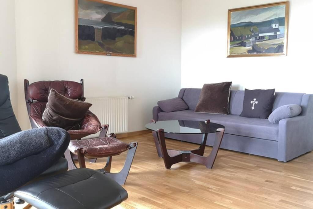 Large Apartment With Fabulous View Of Torshavn Luaran gambar