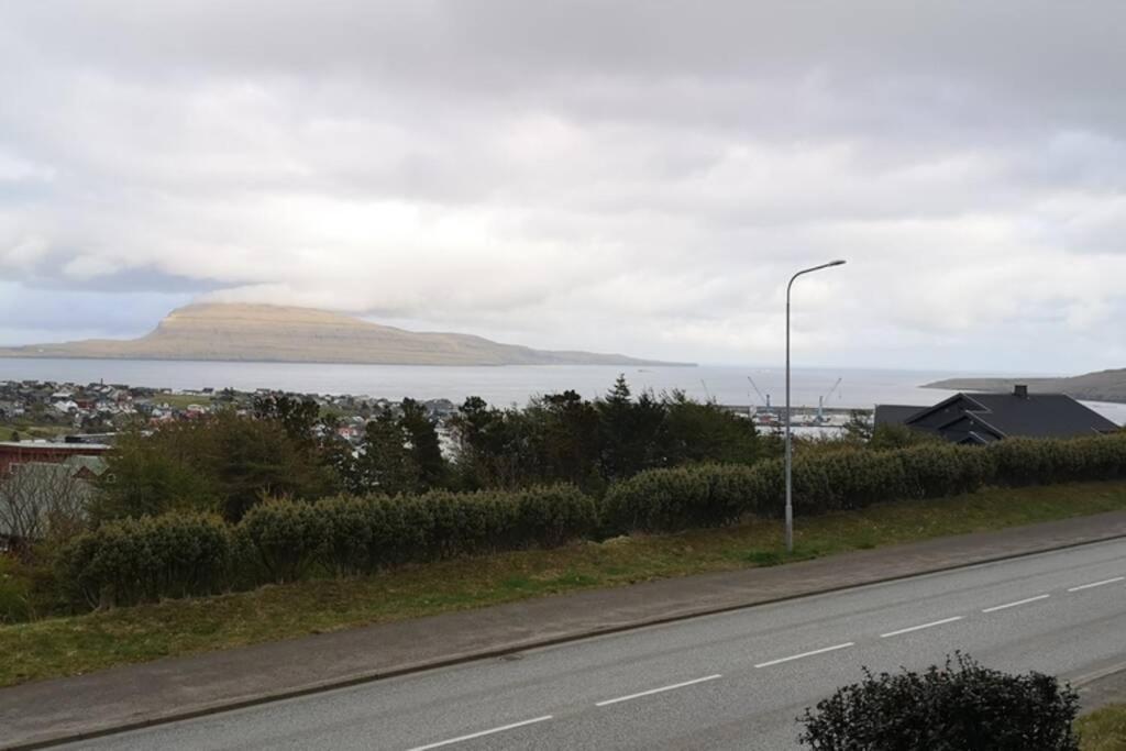 Large Apartment With Fabulous View Of Torshavn Luaran gambar